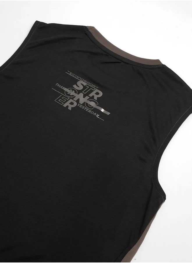 تكنوسبورت Logo Detail Crew Neck Sleeveless T-Shirt by Styli