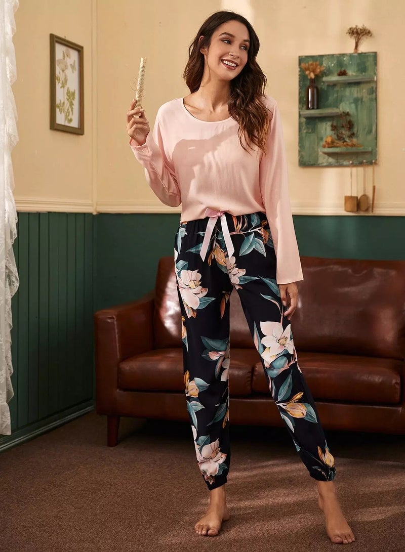 Tee & Floral Print Bow Pants Pajama Set  - Image 4