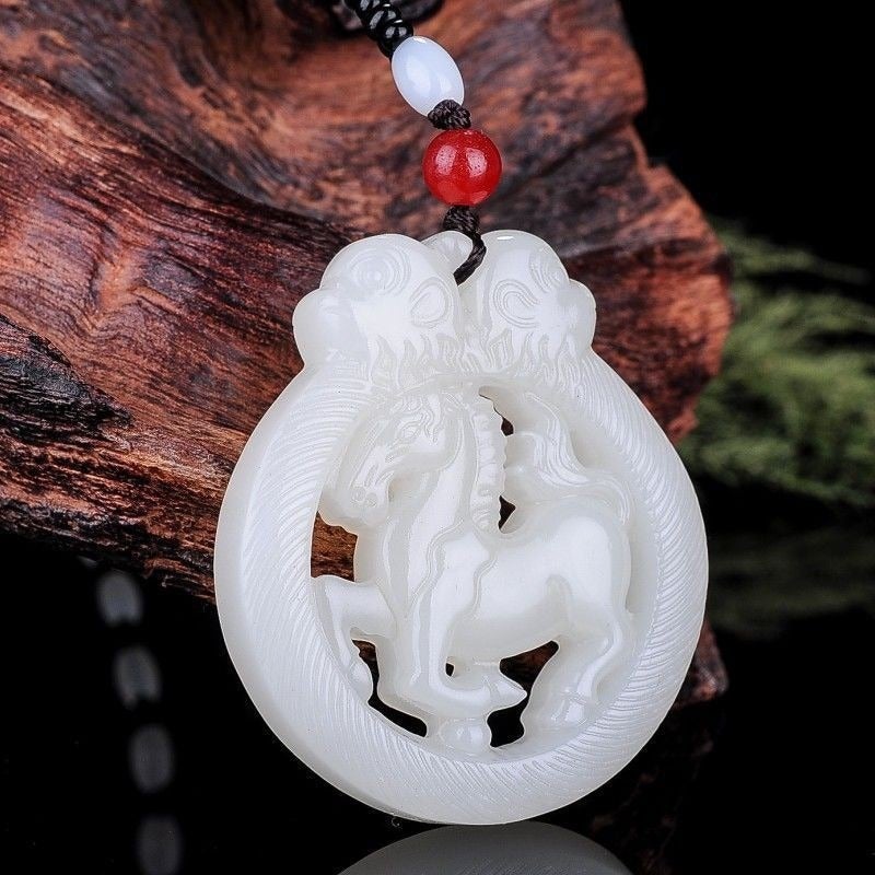 Xinjiang Hetian Jade Horse Pendant - Elegant and Modern Design