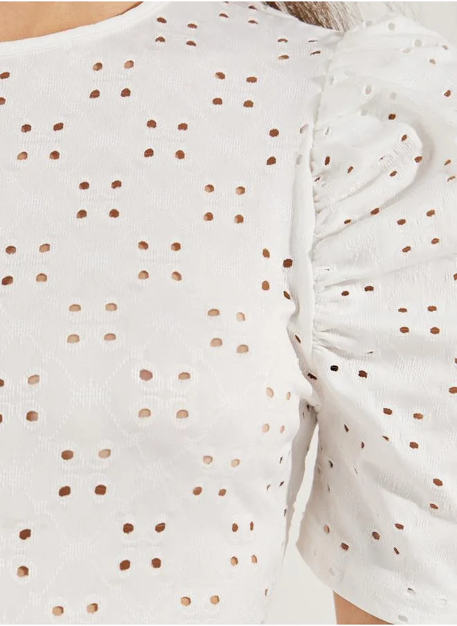 ستايلي Schiffli Bodysuit with Puff Sleeves