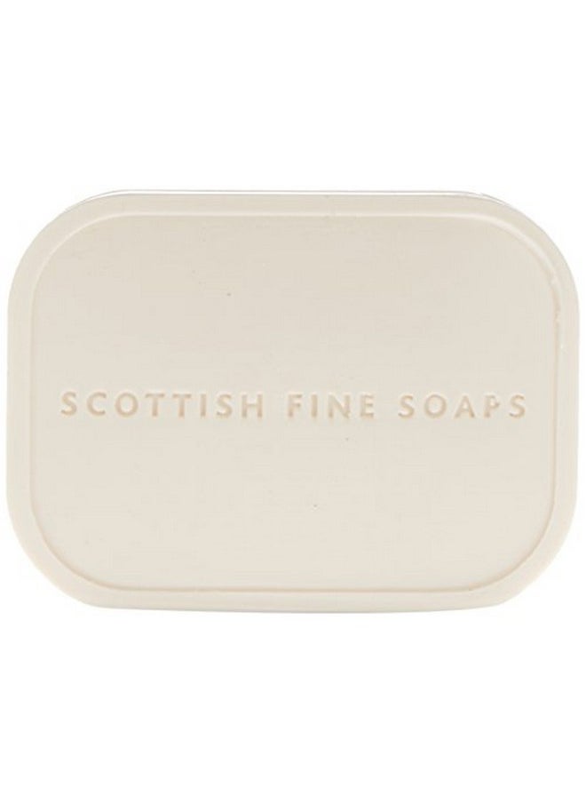 سكوتش فاين سوبس - صابون الجسم الاسكتلندي الناعم بالشوك والفلفل الأسود 200 جرام من Scottish Fine Soaps - Image 1