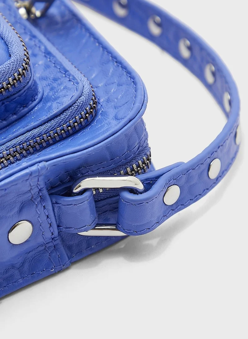 Nunoo Helena Satchel