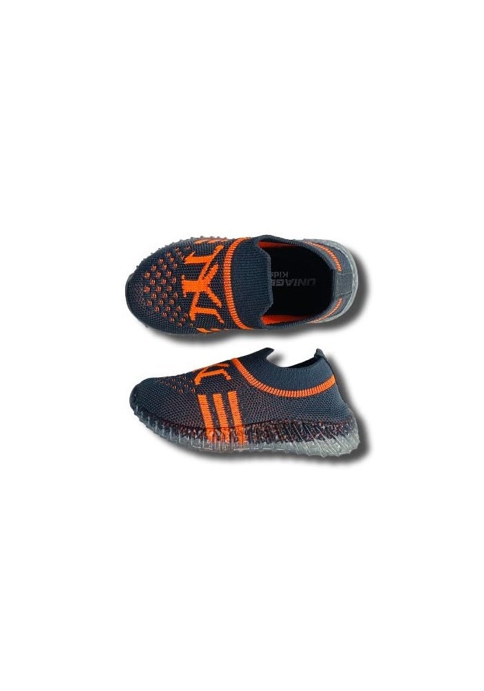 UNIAGE Comfortable and Durable Star Series LED Light Shoes for Kids Unisex - Image 3