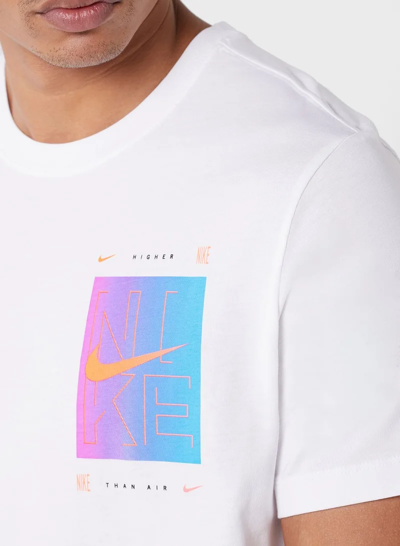 Nike NSW Sneaker CLTR 4 T-Shirt