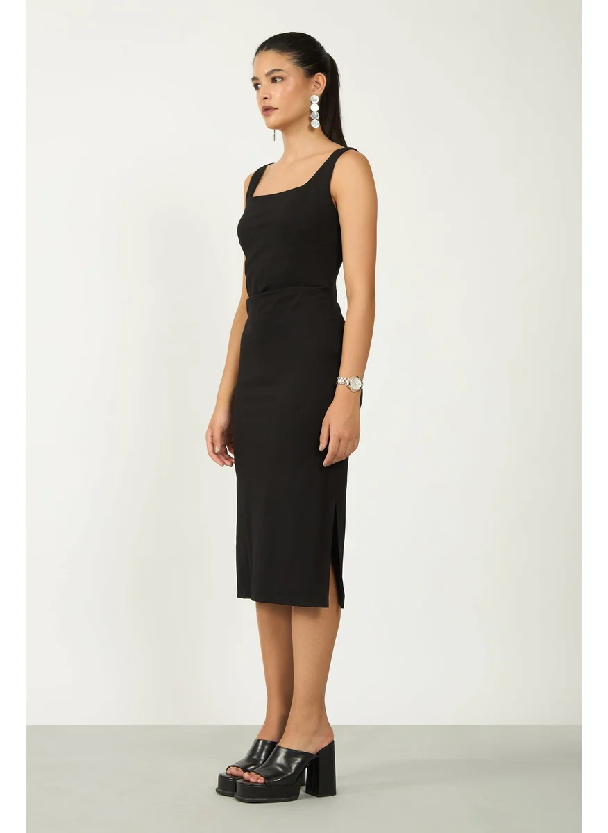 Virgio Virgio Bodycon Midi Dress
