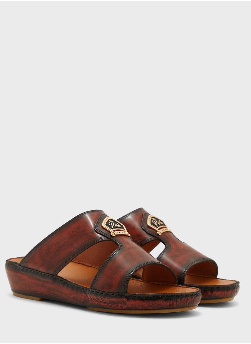 Posh La Vie - Classy Arabic Sandals - Image 1