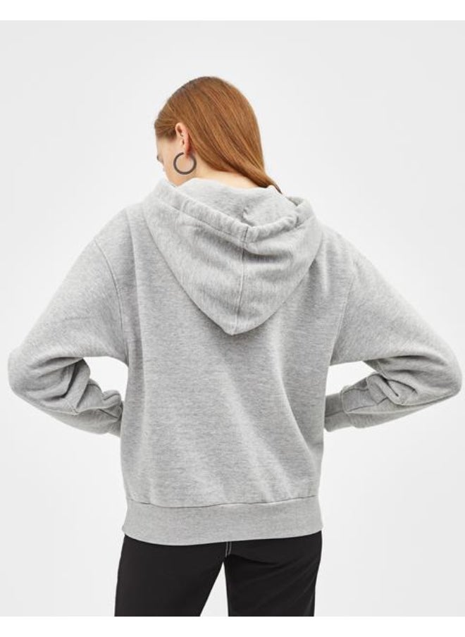 LOUD UNIVERSE Women’s Grey Hoodie – Casual Long Sleeve Hooded Sweatshirt with Pockets – Cotton Blend – Comfortable Winter Hoodie For Women  - Image 2
