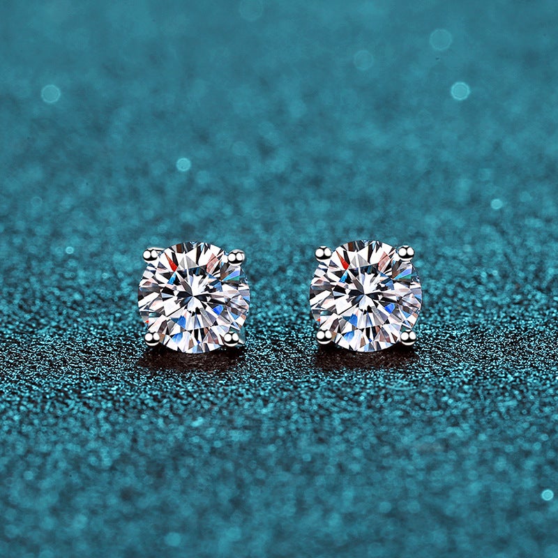 Luxury Four-Claw Moissanite Stud Earrings 925 Silver 4 karat moissanite/pair (single 2 karat) 