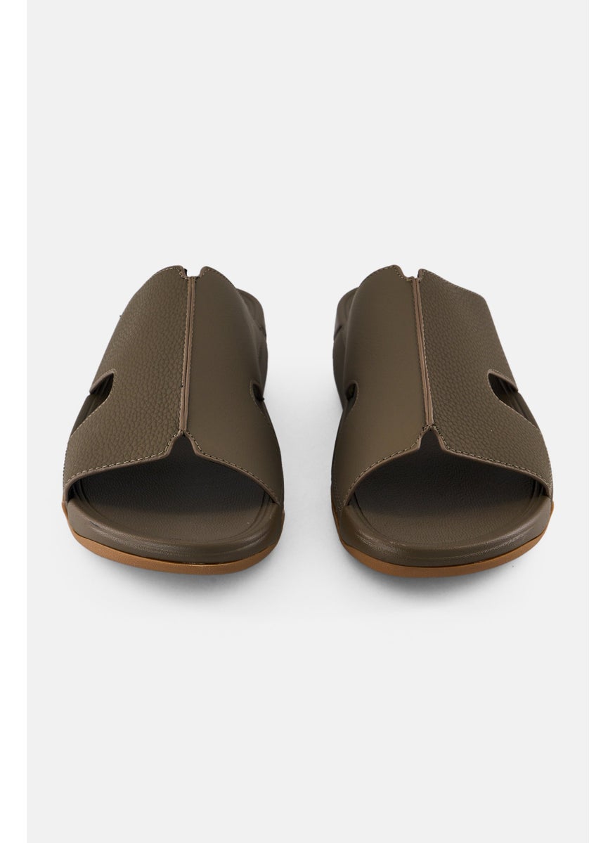 English Laundry Men Slip On Arabic Sandals, Olive  - Image 4