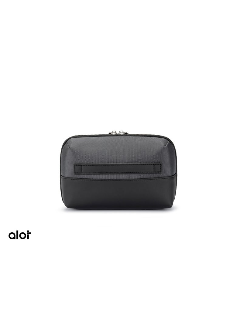 Alot handbag , elegant and durable , equipped with multiple pockets for daily use. Made of polyester and microfiber leather, with a 1-liter capacity. Also features a rear hand strap for easy carrying. - Image 4