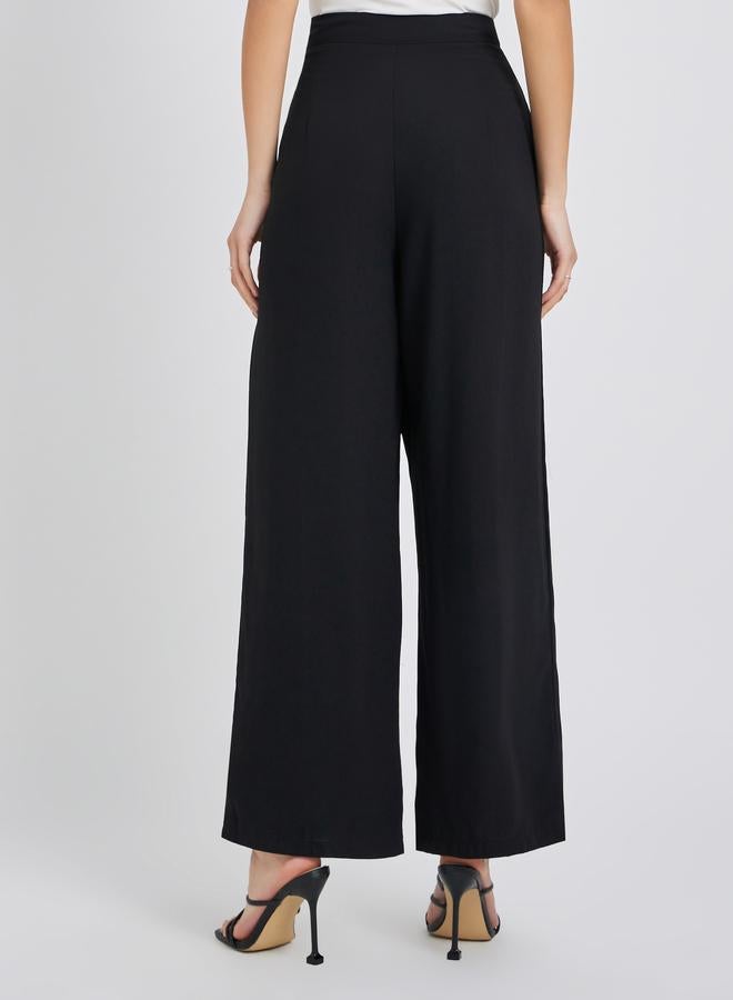 Styli Styli Solid Cross Overlay Waistband Tapered Fit Pants  - Image 4