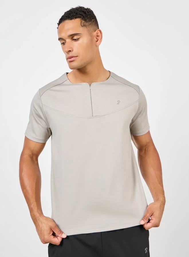 Styli Ultra Soft Micro Poly Front Zip Panel Detail Active T-shirt