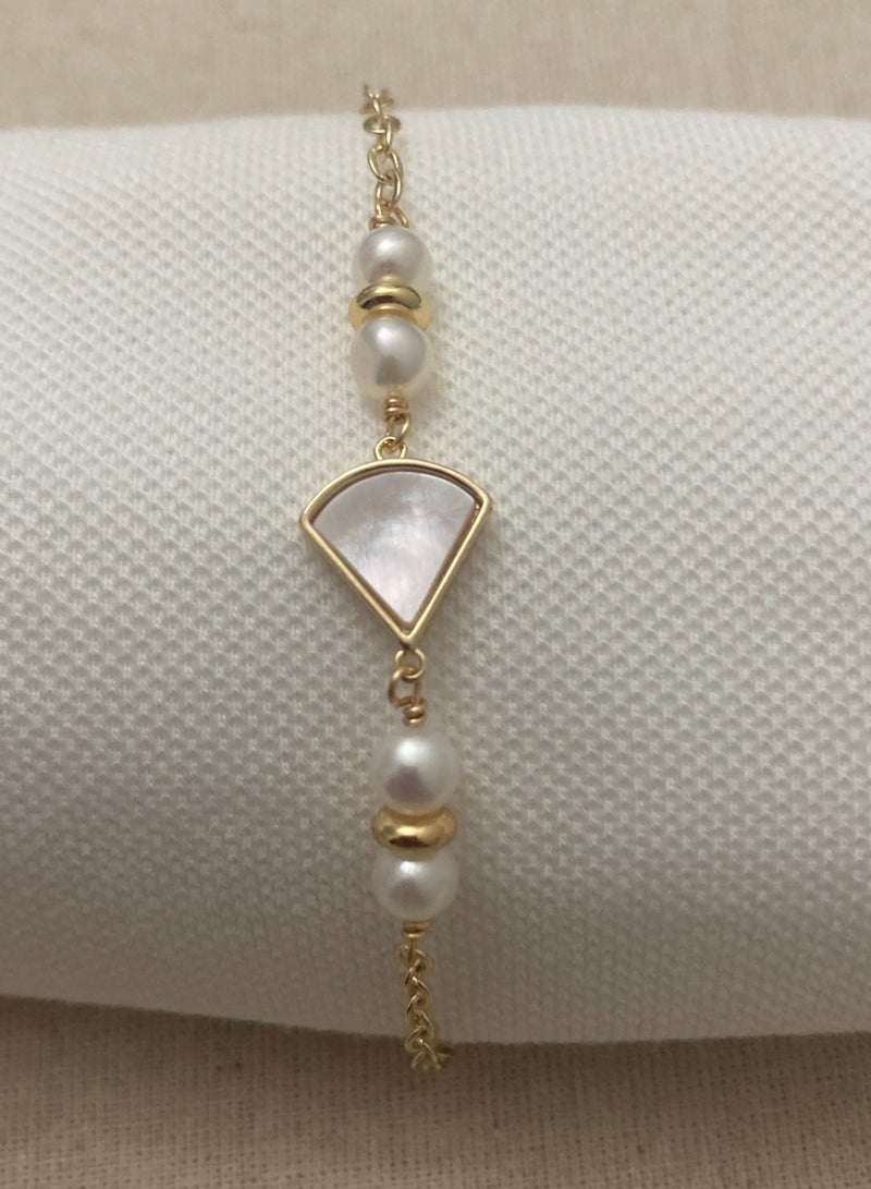 Minorisa 18K GOLD PLATED BRACELET SEASHELL PENDANT FRESHWATER PEARL - Image 1