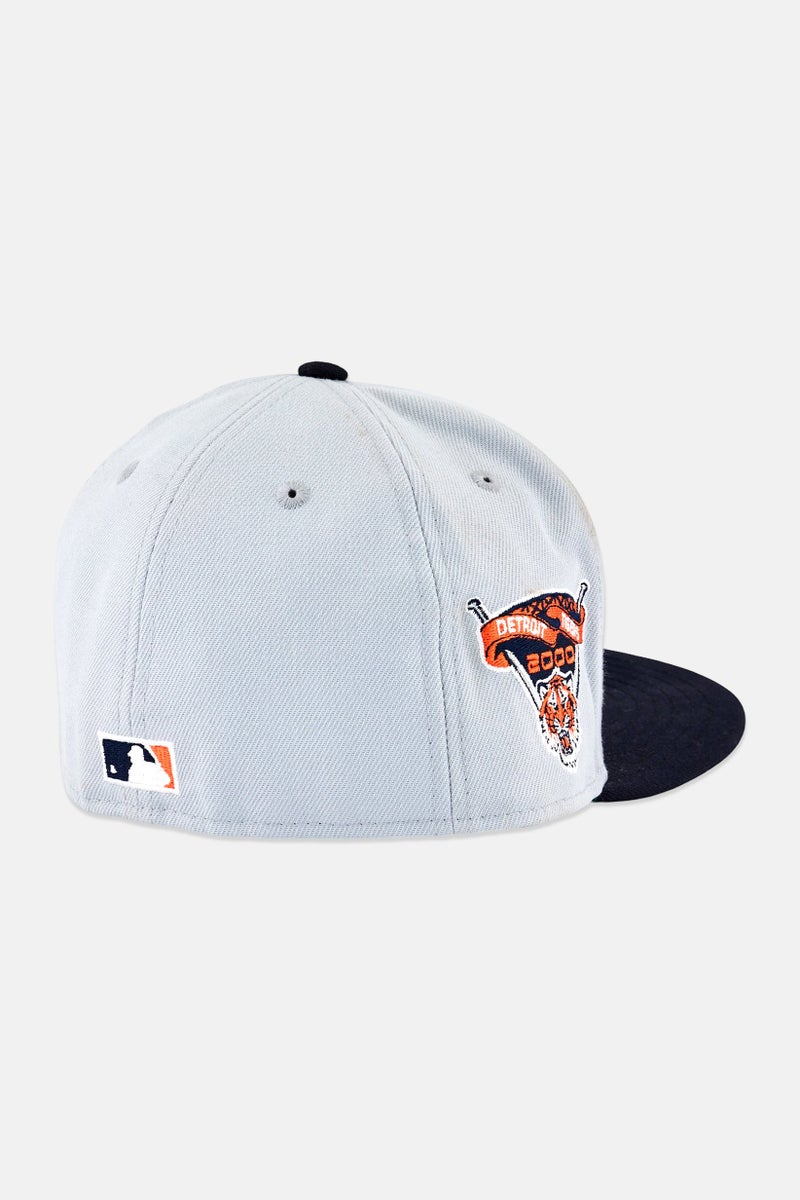 New Era x MLB Men Detroit Tigers Fitted Cap, Grey - Image 2