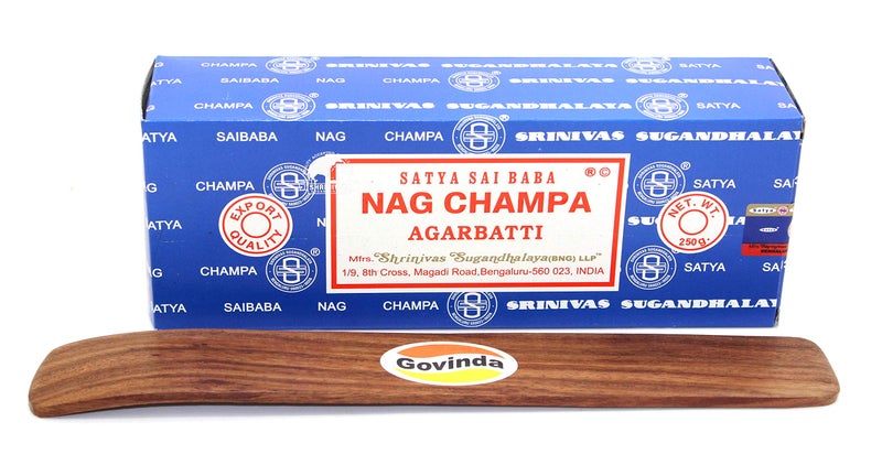 Govinda - Bangalore (BNG) Nag Champa Argarbatti 250 Grams with Incense Holder - Image 1