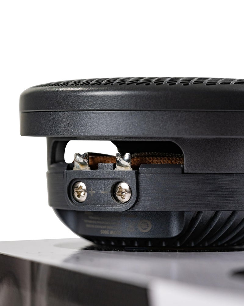 harman kardon نظام مكبرات الصوت المكونة من هارمان كاردون للسيارات - مخروطات سيراميك مركب عميق ومكبر صوت عالي الدقة للسيارات - Image 2