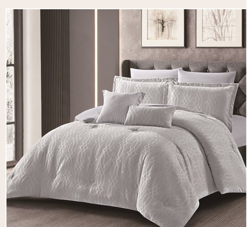 Horse Plain embroidered bedspread for two people, 8 pieces - Image 1