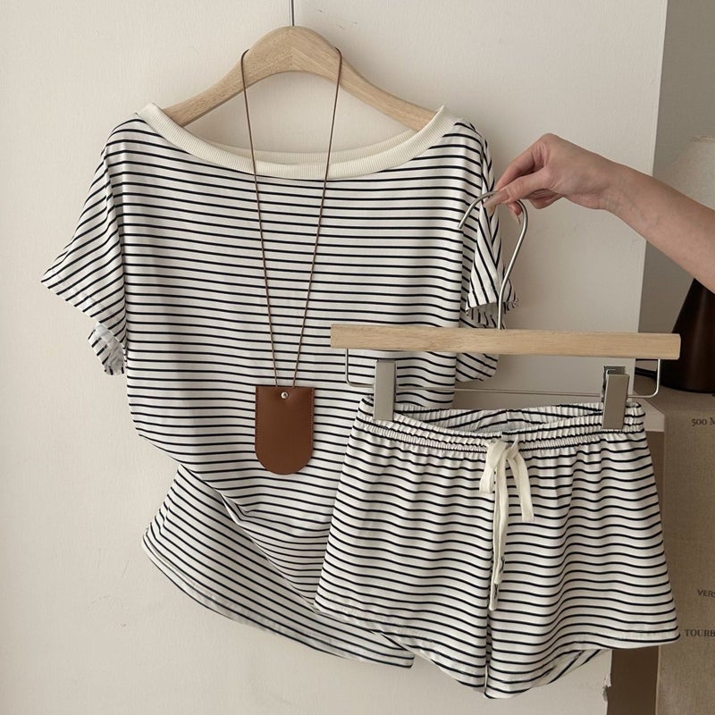 Women's Striped Long Sleeve Top and Shorts Pyjama Set - Image 2