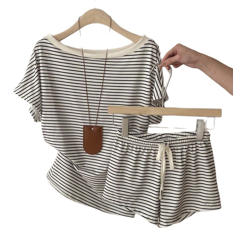Women's Striped Long Sleeve Top and Shorts Pyjama Set - Image 5