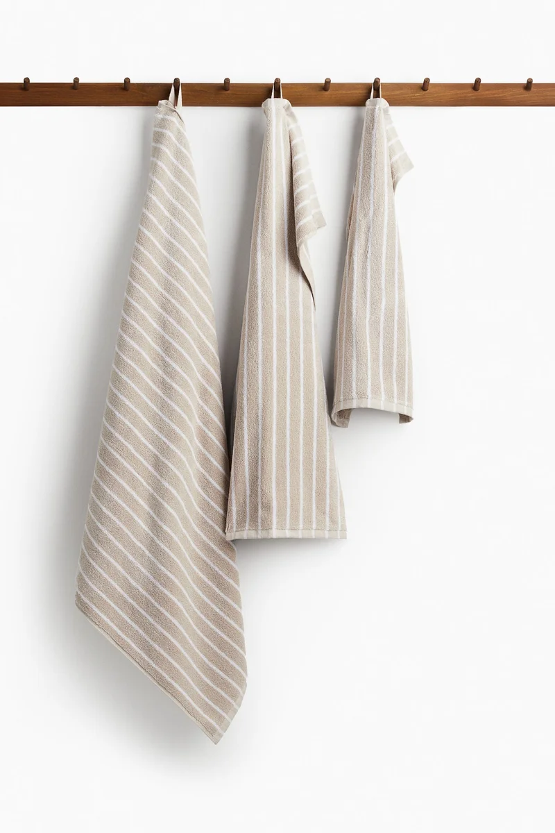 اتش اند ام منشفة لليدين مخططة