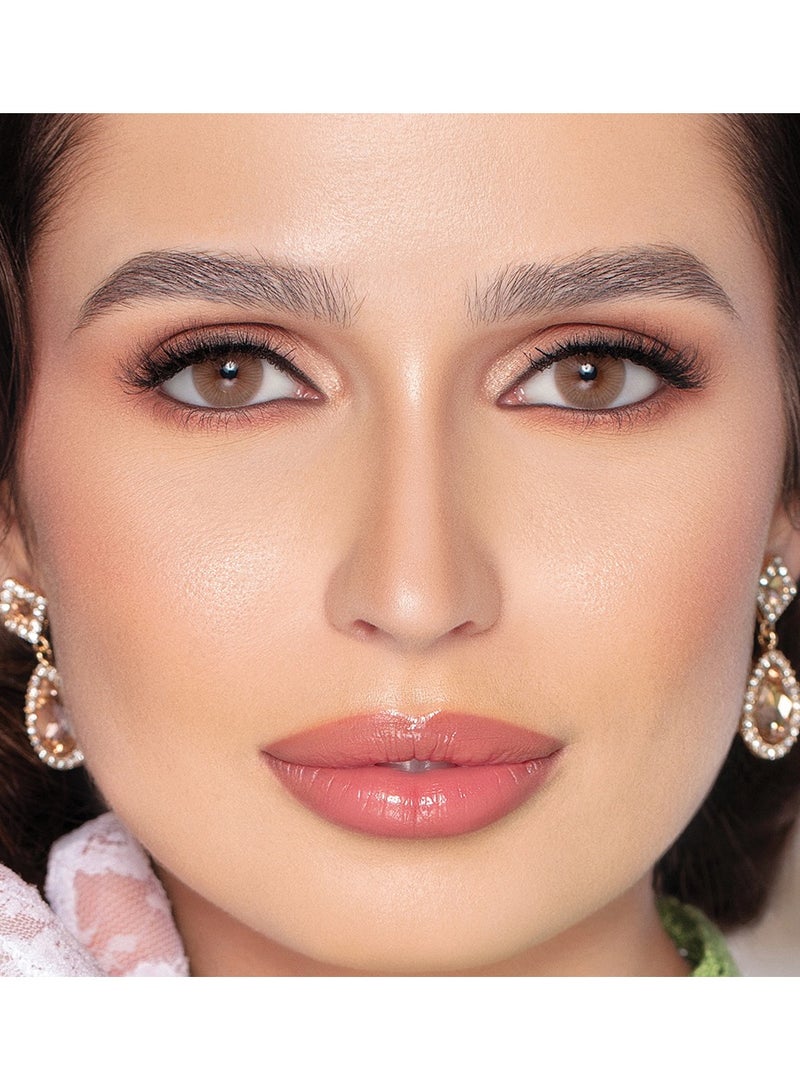 NATURÉL Core Hazel Contact Lenses - Image 2