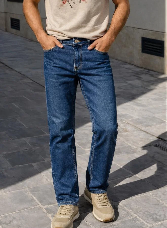 The Indian Garage Co Men Slim Straight Fit Solid Jeans
