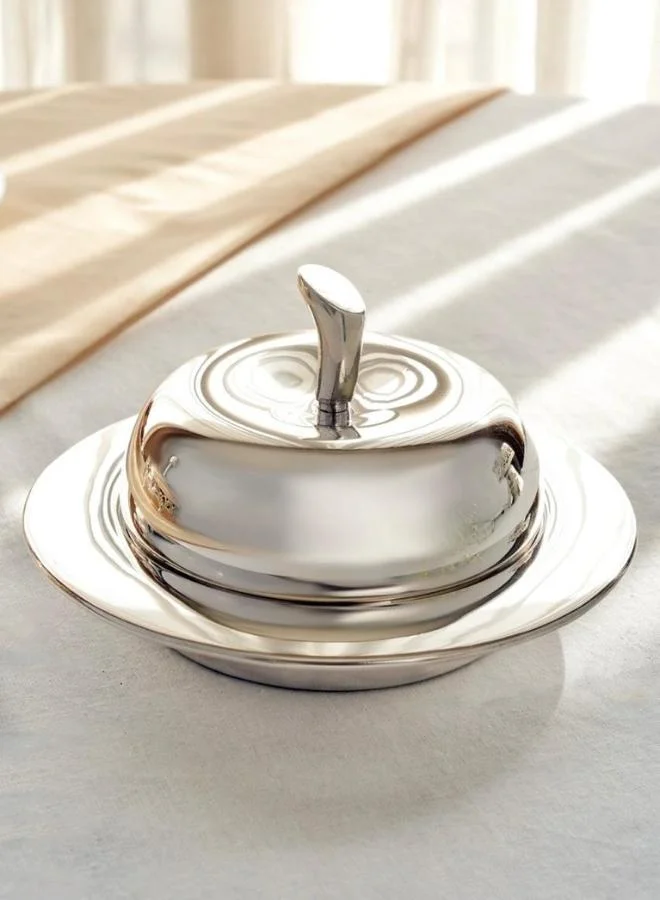 Casa Quesera Elevate your home décor and entertaining with this exquisite handmade silver apple dish, featuring a lustrous silver-plated finish and elegant apple design. Perfect for serving candies, nuts, dry fruits, or as a stunning centerpiece, this versatile dish adds a luxurious touch to any setting. Crafted with precision and timeless style, it makes a thoughtful gift for weddings, housewarmings, or special occasions. Durable, decorative, and uniquely charming, this silver apple dish is a must-have for those who appreciate artisan craftsmanship and refined elegance.
