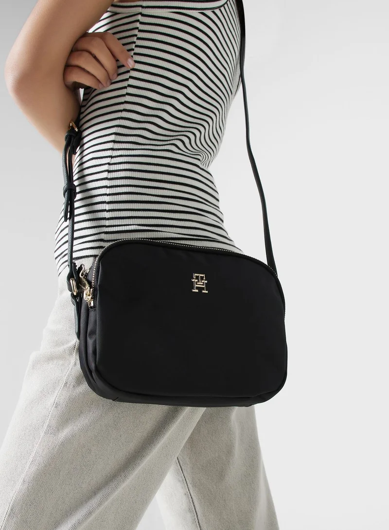 TOMMY HILFIGER Narrow Strap Crossbody
