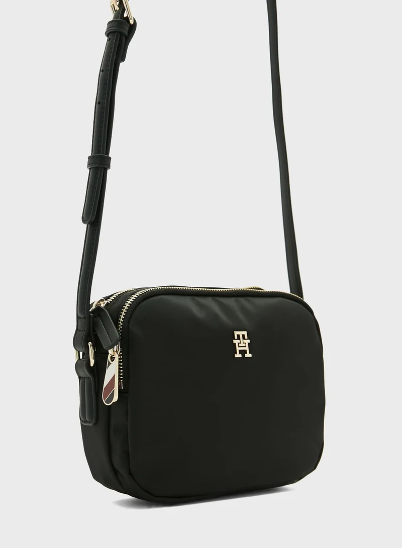 TOMMY HILFIGER Narrow Strap Crossbody
