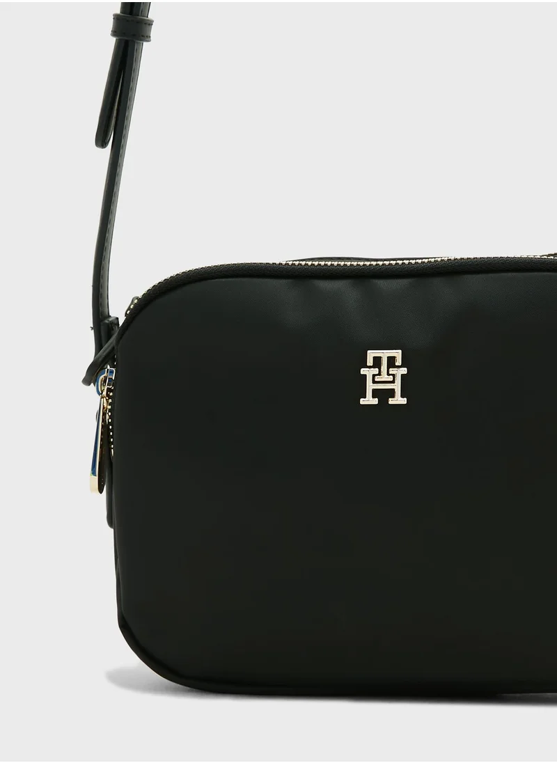 TOMMY HILFIGER Narrow Strap Crossbody