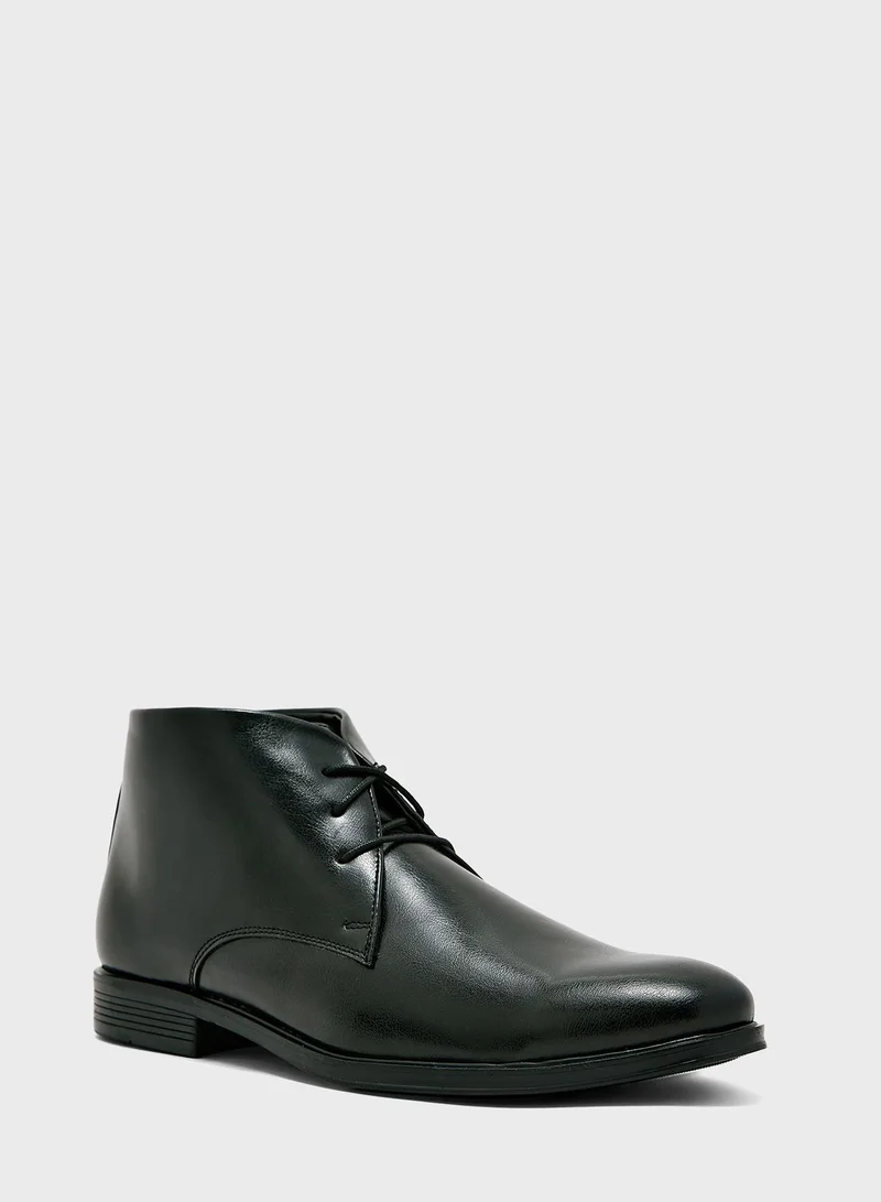 Robert Wood Chukka Boots