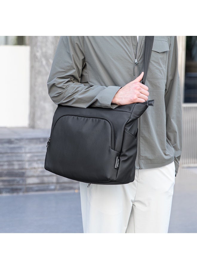 مارك رايدن MR-236 حقيبة لابتوب من سلسلة Light Line، تصميم نحيف يمكن حملها كحقيبة كتف أو يد، تتسع حتى 15.6 بوصة، مقاومة للماء من قماش أوكسفورد، خفيفة الوزن وبأسلوب عصري بسيط. - Image 2