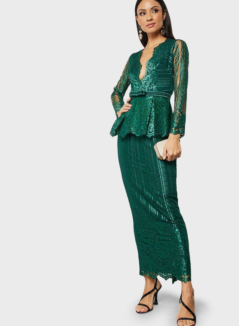 Threadz by Ajooni Lace Peplum Evening Dress - Image 4