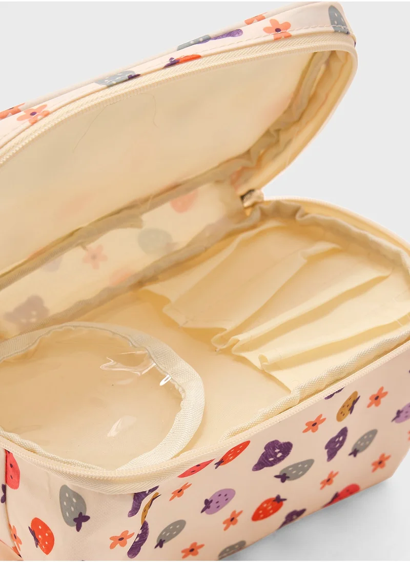 جينجر Quirky Strawberry Print Cosmetic Bag