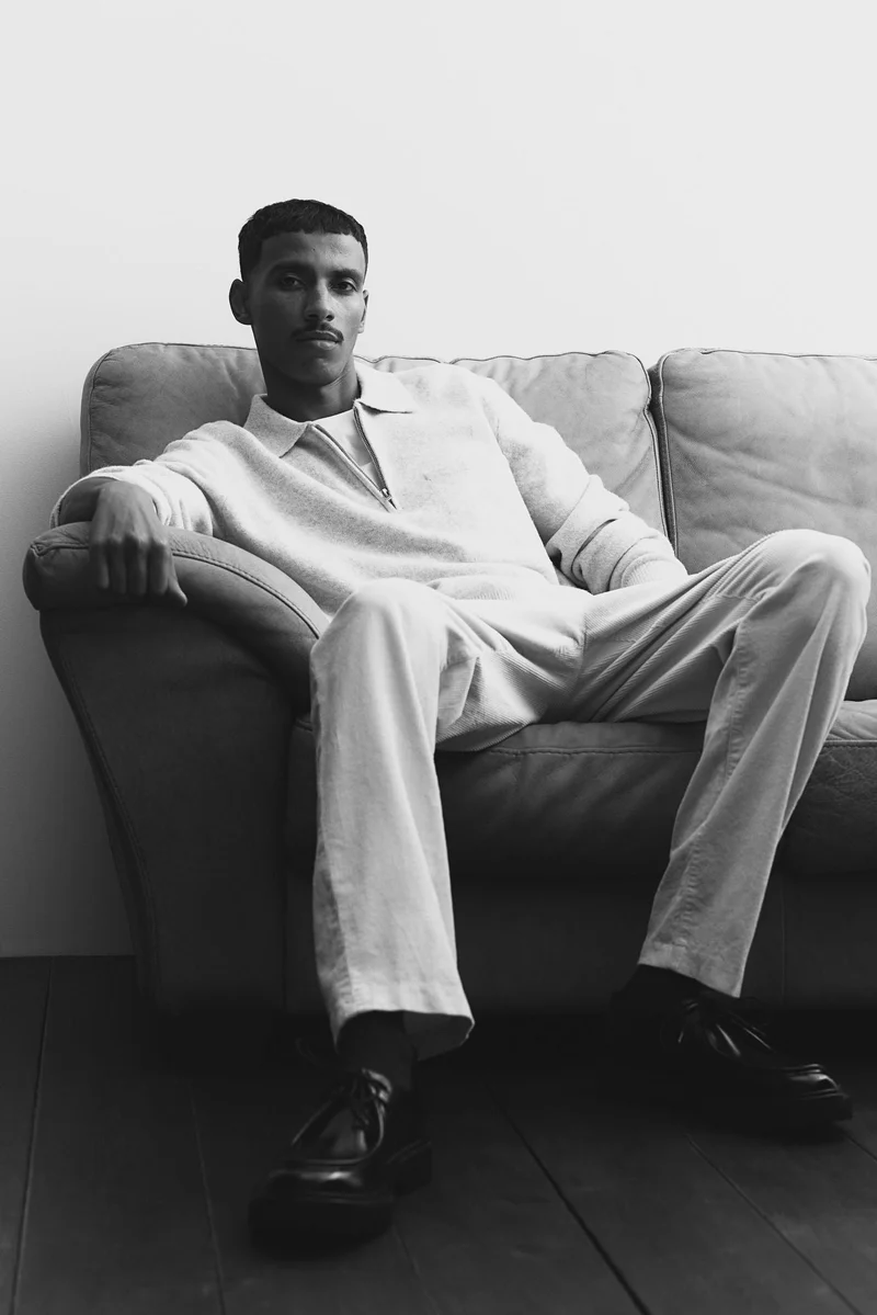 H&M Reglar Fit Corduroy Trousers