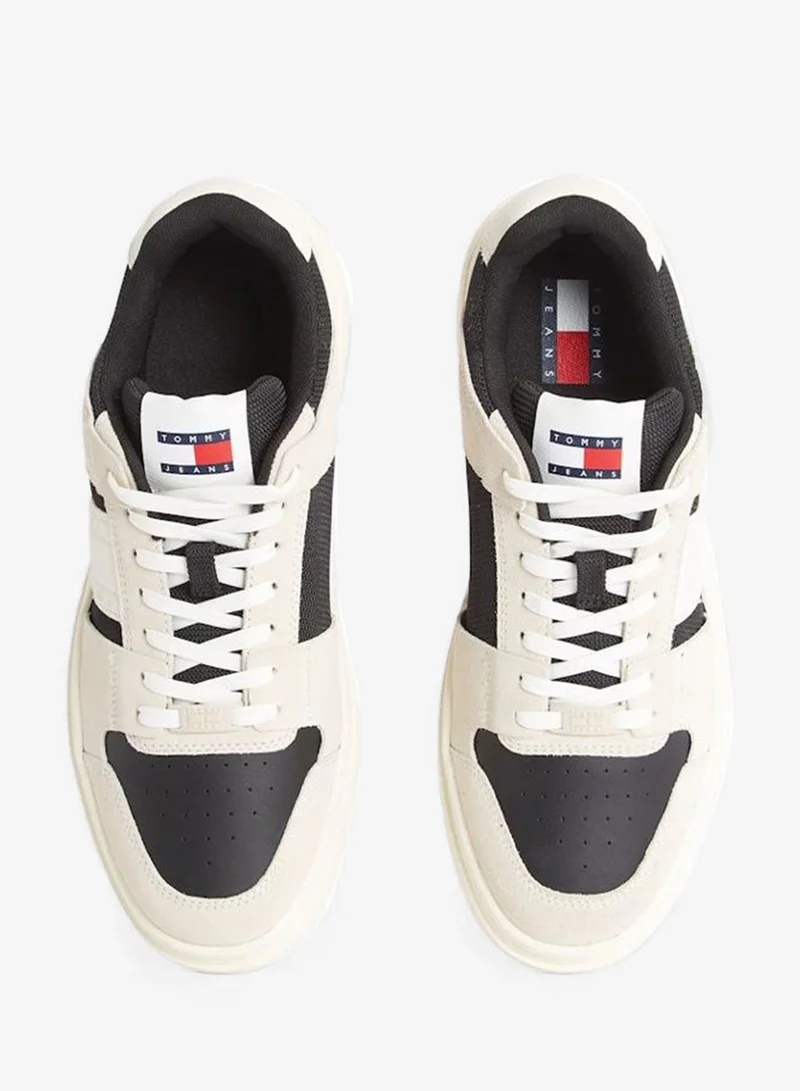 TOMMY JEANS Lace Up Low Top Sneakers