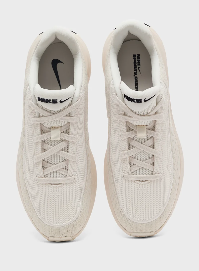 Nike Uplift SC
