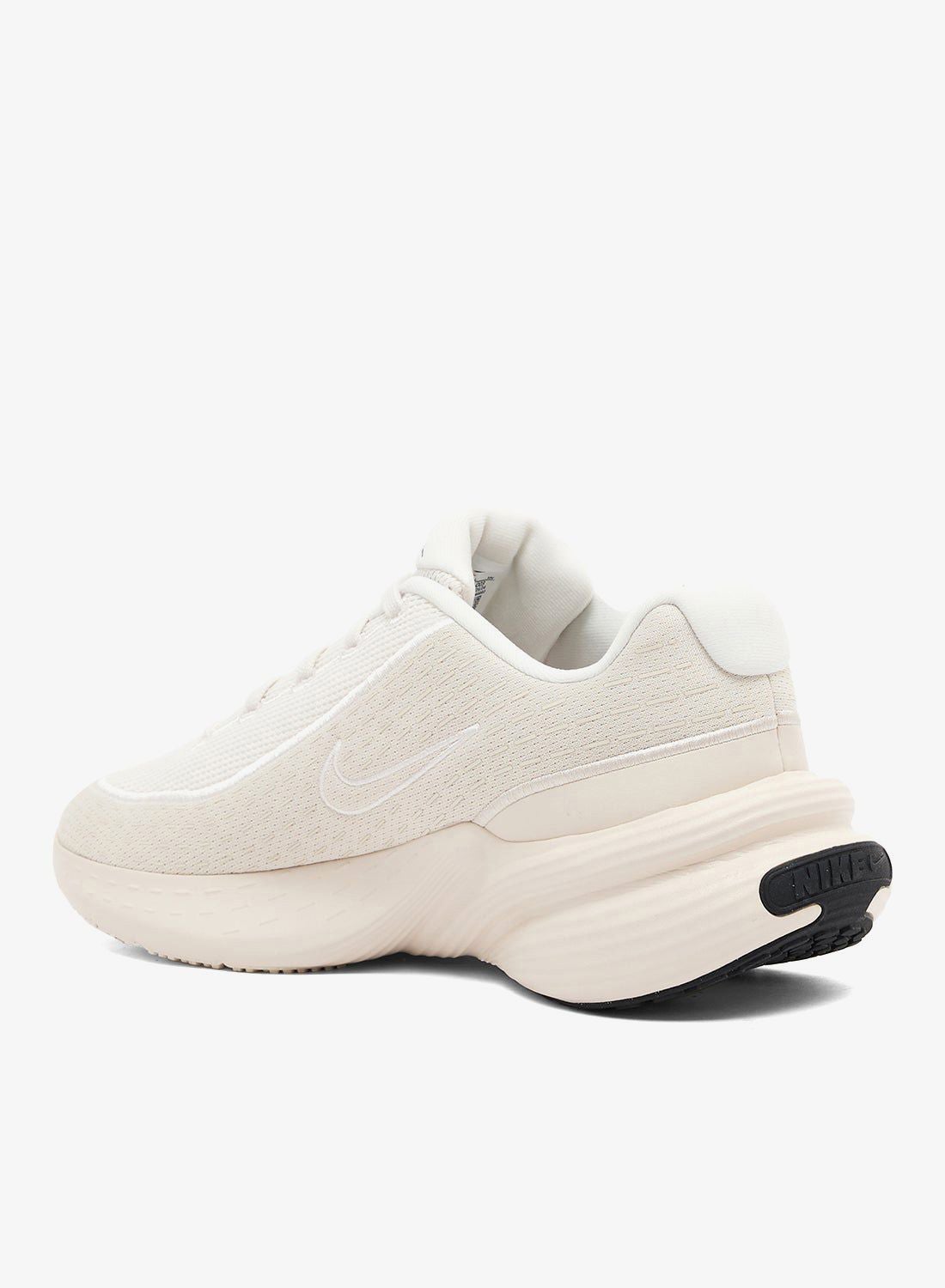 nike thick sole sneakers