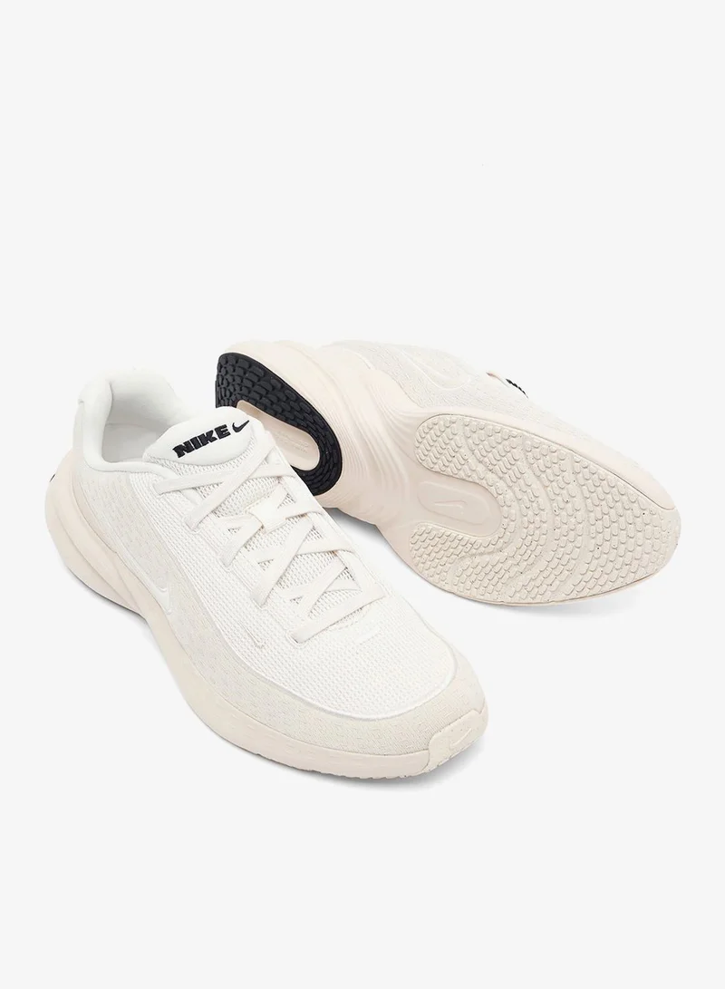 نايكي أبليفت إس سي