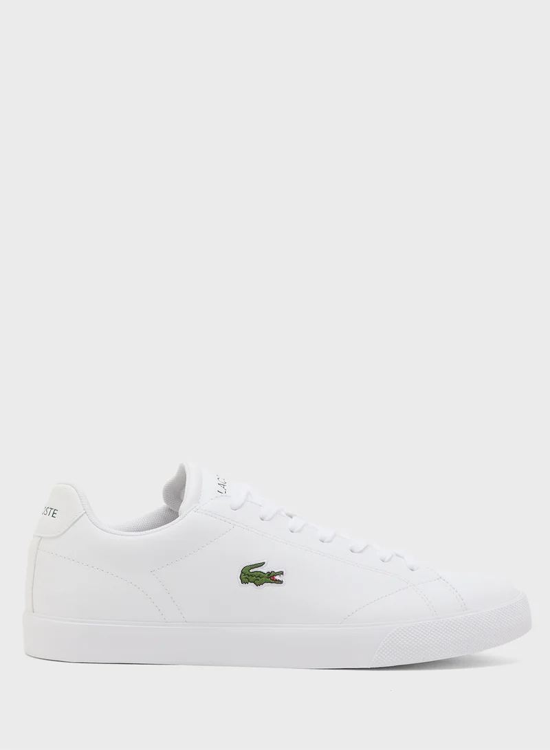 لاكوست Vulcanized Low Top Sneakers