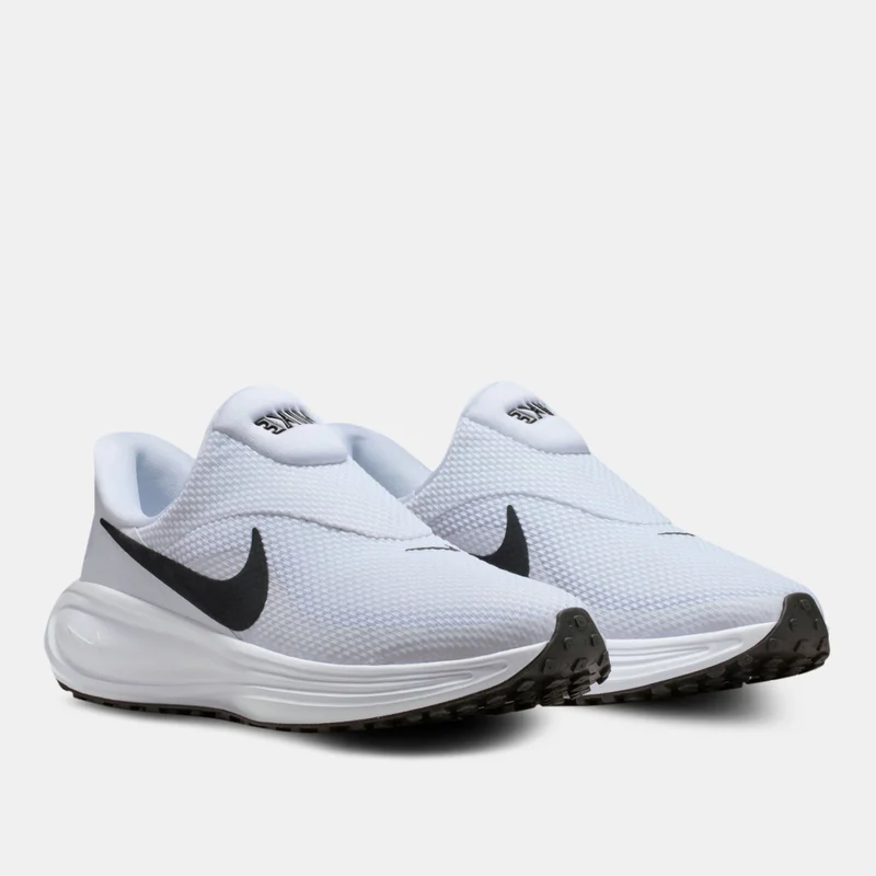 Nike Women's Revolution 8 EasyOn Road Running Shoes