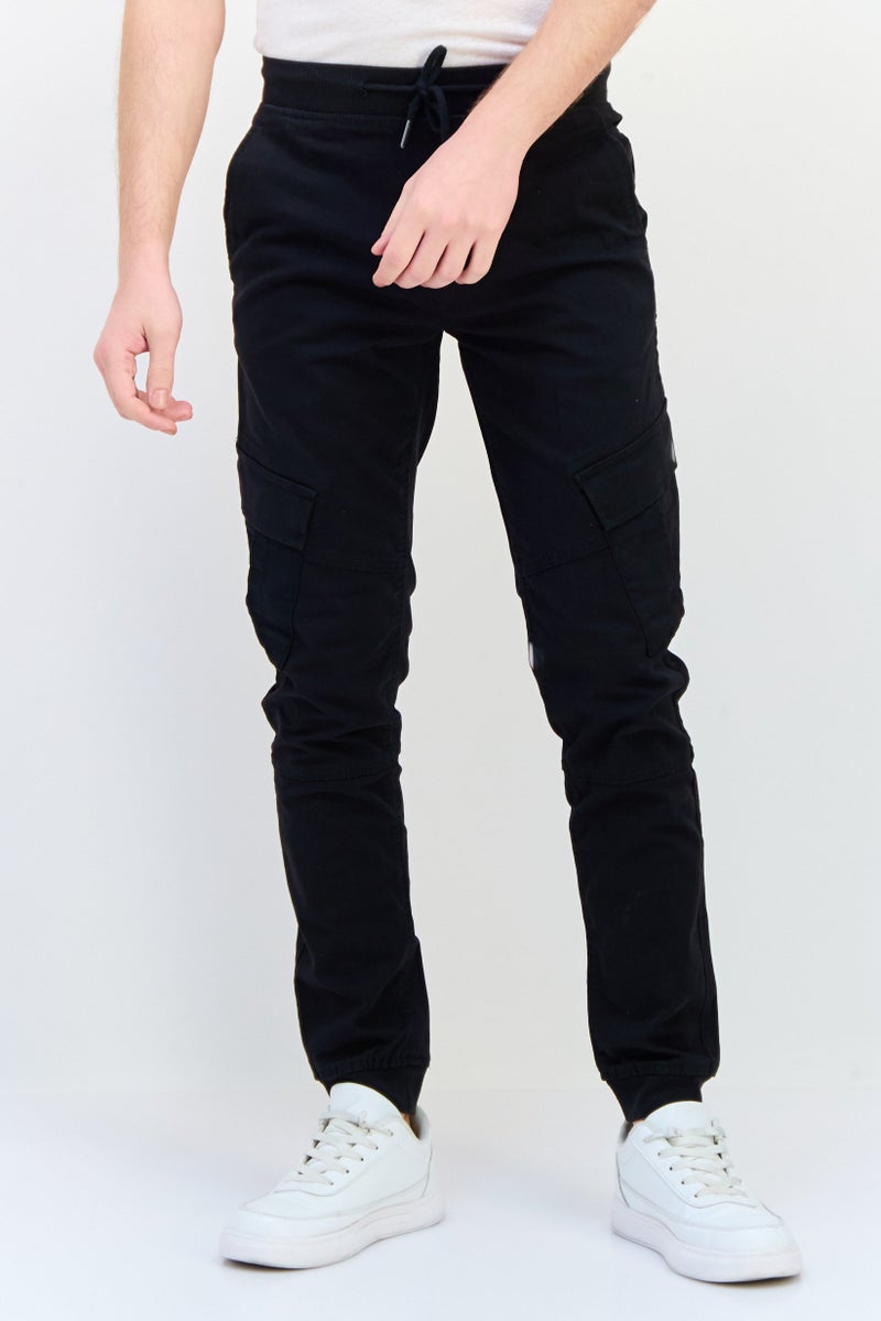 Celio سروال جوجر للرجال بتصميم سادة، أسود - Image 1