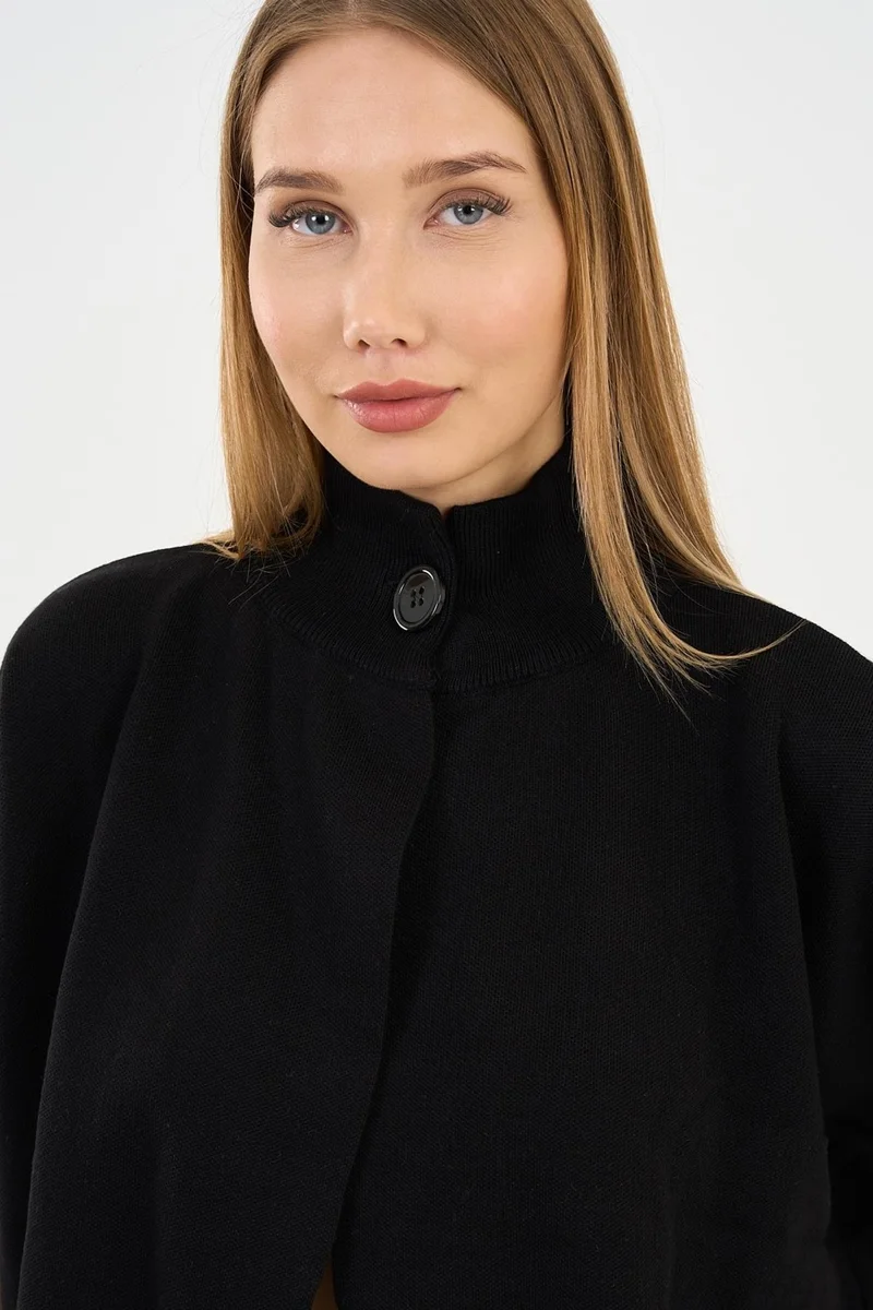 Alexander Gardi Knitted Poncho (A92436-S)