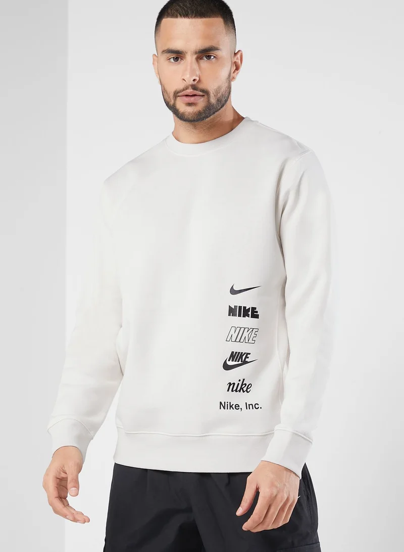Nike Logo Club Sweatshirt