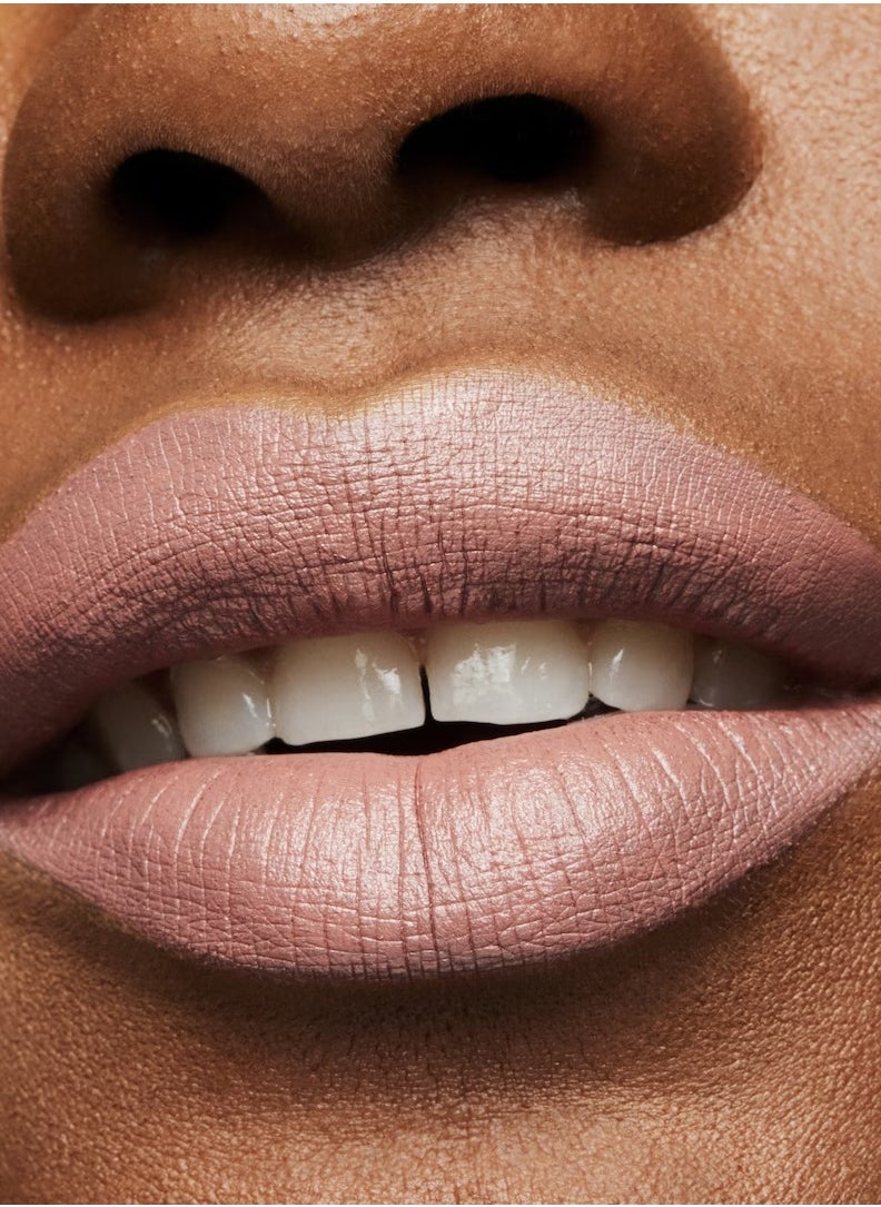 MAC Cosmetics - MAC Matte Lipstick Velvet Teddy - Image 1