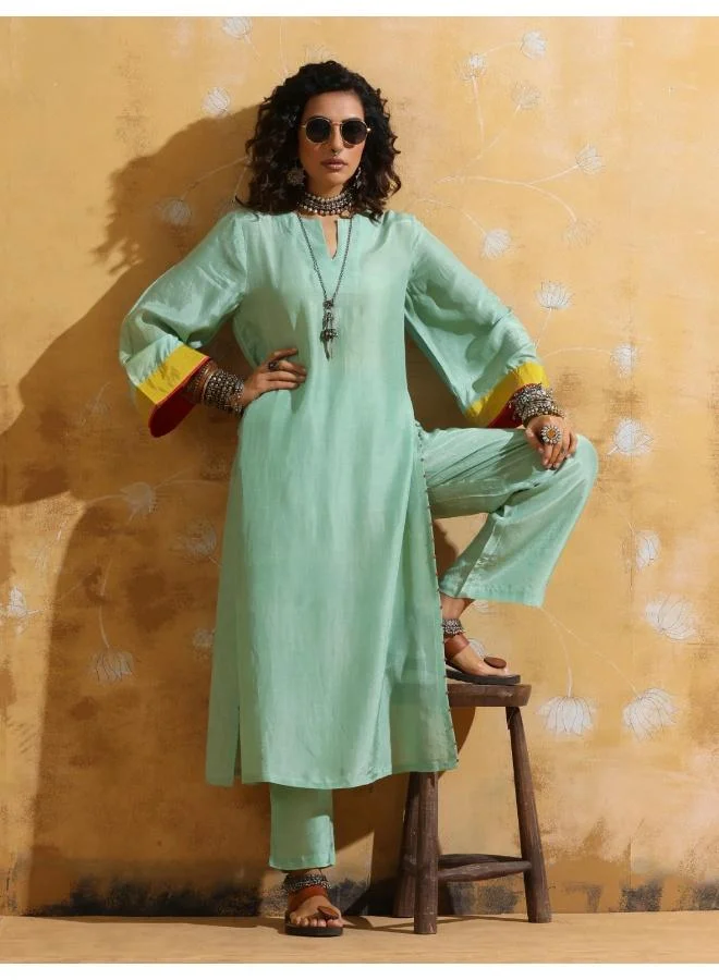 ترو برونز trueBrowns Mint Green Muslin Silk High-Slit Kurta Pant Set
