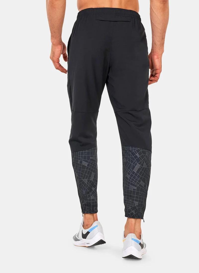 Nike Men's Dri-FIT Run Division Challenger Flash Pants