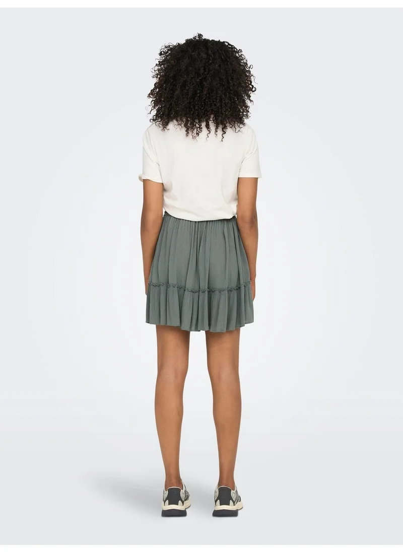 اونلي Women's Frilly Short Skirt 15219931