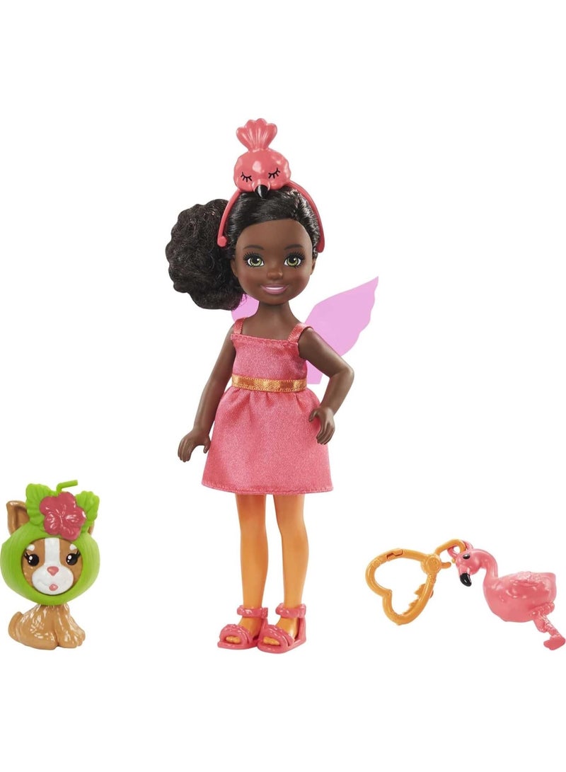 Barbie Club Chelsea Dress-Up Doll, 6-inch Brunette in Flamingo Costume, with Pet Kitten and Accessories, Gift for 3 to 7 Year Olds - Image 3