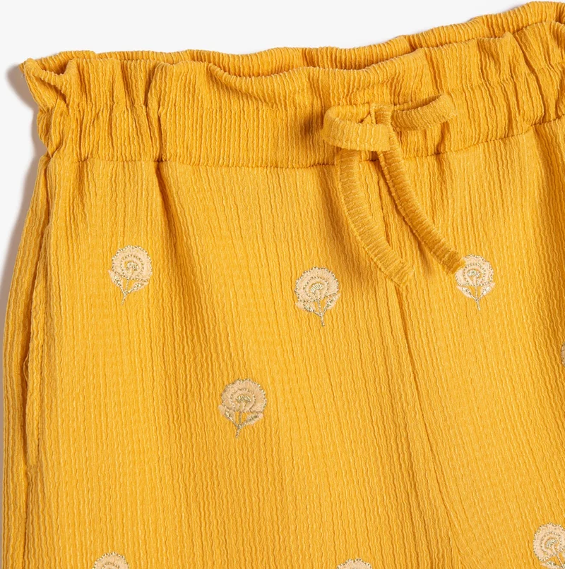 كوتون Cotton Shorts Comfortable Cut Tie Waist Flower Embroidery Detail Pocket